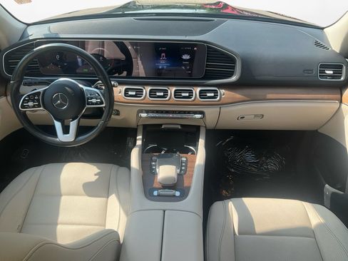 Used 2021 Mercedes-Benz GLS 450 4MATIC image 11