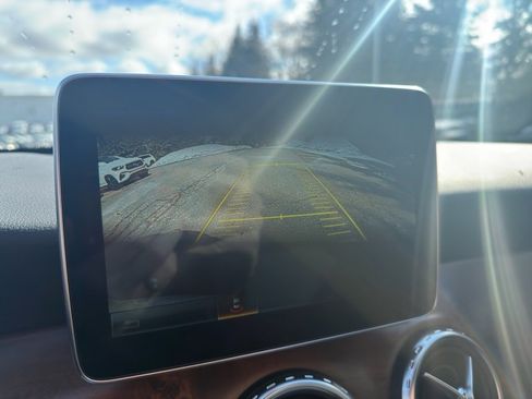 Certified 2016 Mercedes-Benz GLA 250 4MATIC image 25