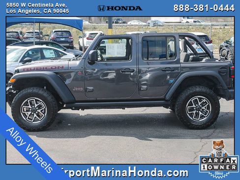 Used 2025 Jeep Wrangler Unlimited Rubicon AWD/4WD image 6