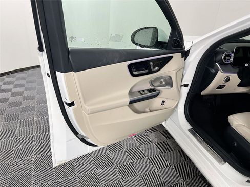New 2026 Mercedes-Benz C 300 C 300 image 15