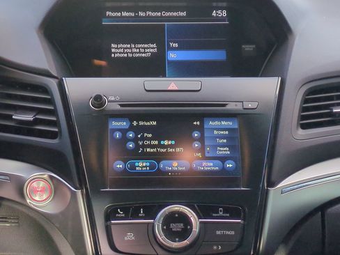 Used 2021 Acura ILX w/ Premium Package image 16