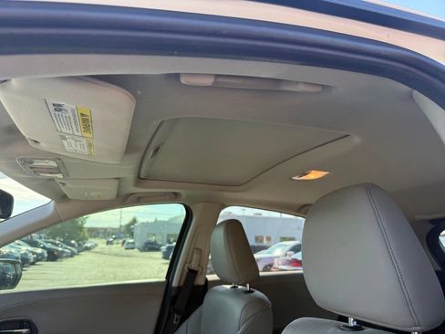 Used 2018 Honda HR-V EX-L image 8