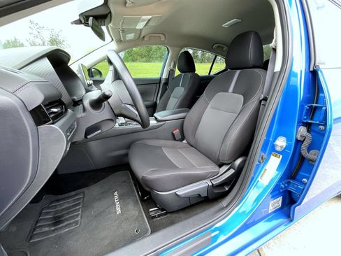 Used 2023 Nissan Sentra SV w/ Trunk Package FWD image 10