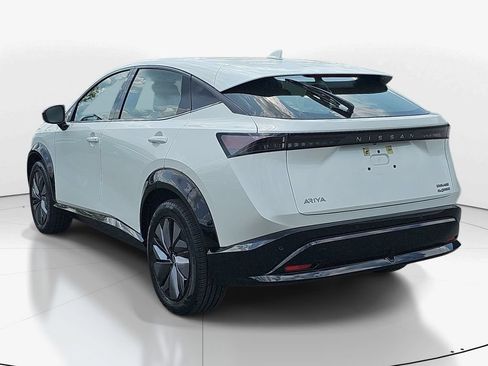 Used 2024 Nissan Ariya AWD image 8