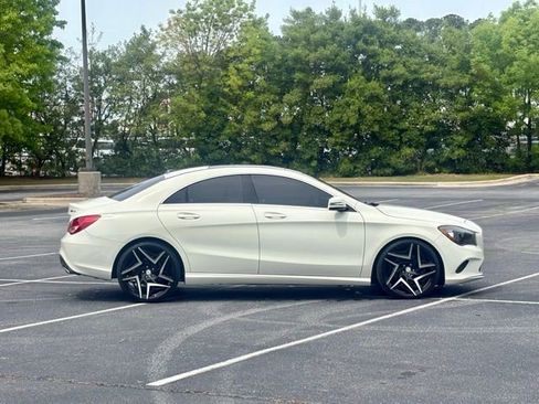 Used 2017 Mercedes-Benz CLA 250 image 9