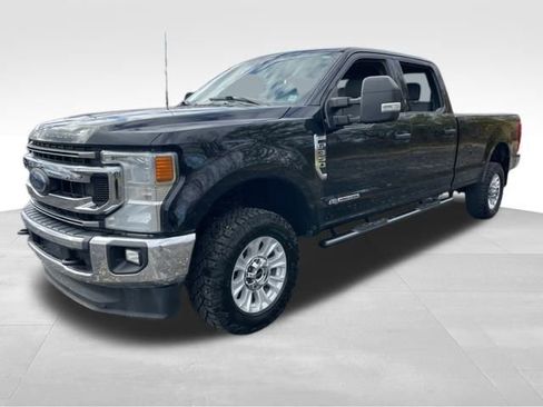 Used 2022 Ford F350 XLT w/ XLT Value Package image 3