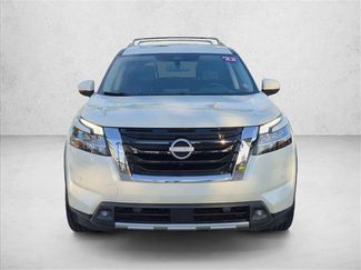 Used 2022 Nissan Pathfinder Platinum w/ Cargo Package FWD video 2