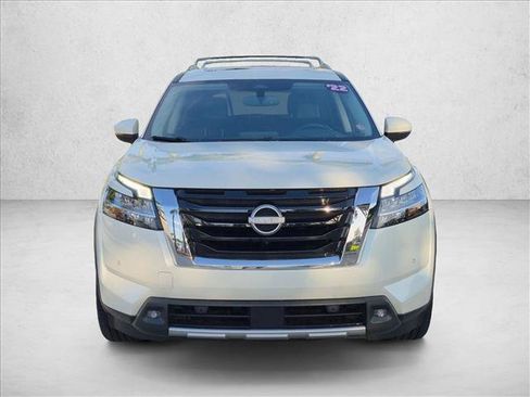 Used 2022 Nissan Pathfinder Platinum w/ Cargo Package FWD image 2