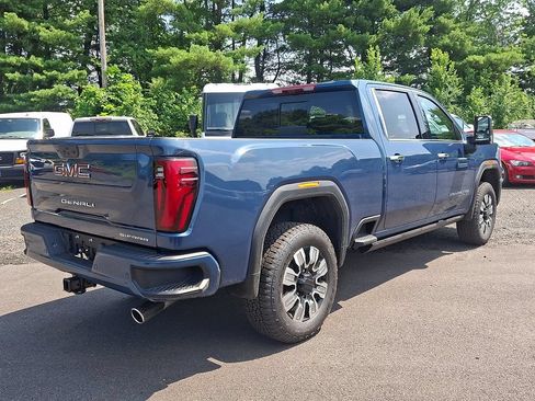 New 2026 GMC Sierra 2500 Denali w/ Denali Reserve Package AWD/4WD image 4