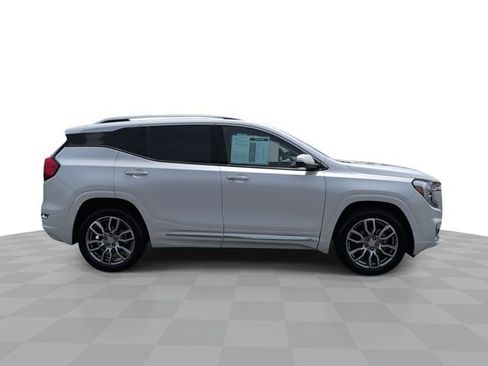 Used 2022 GMC Terrain Denali AWD/4WD image 9