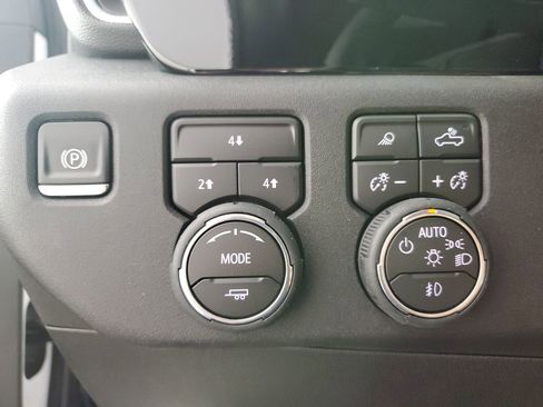 New 2026 Chevrolet Silverado 2500 LT w/ Trail Boss Package image 25