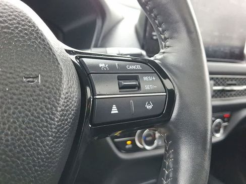 Certified 2024 Honda HR-V EX-L image 18