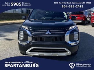 Used 2024 Mitsubishi Outlander SE video 2