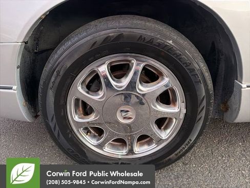 Used 2002 Buick Regal LS w/ SL Western Region Pkg image 9