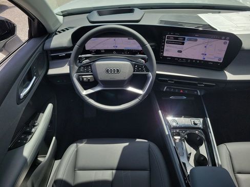 New 2026 Audi Q3 quattro 2.0T AWD/4WD image 22