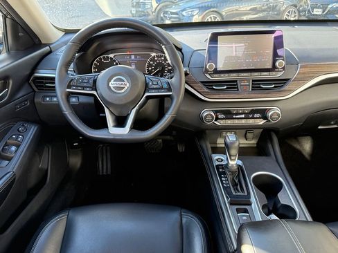 Used 2019 Nissan Altima 2.5 Platinum AWD/4WD image 10