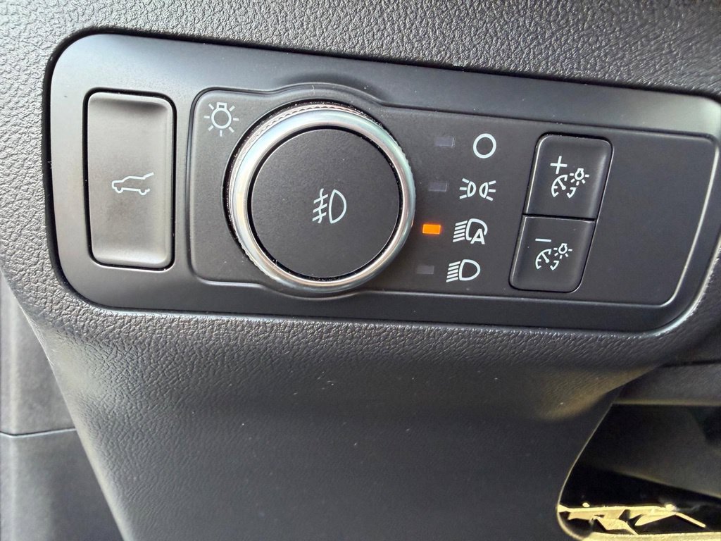Used 2022 Ford Escape Titanium AWD/4WD image 35