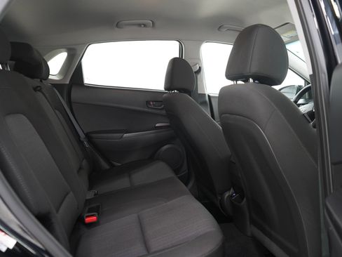 Used 2023 Hyundai Kona SEL AWD/4WD image 12