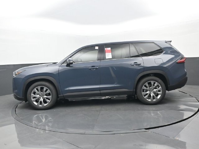 New 2026 Toyota Grand Highlander FWD image 21