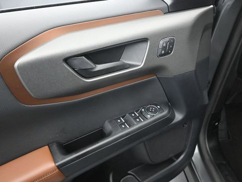 Certified 2025 Ford Bronco Sport Outer Banks w/ Outer Banks Tech Package+ AWD/4WD image 11