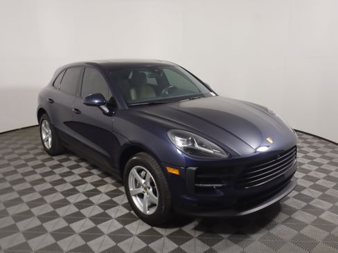 Used 2021 Porsche Macan image 9