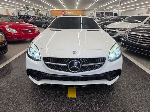 Used 2017 Mercedes-Benz SLC 43 AMG image 2
