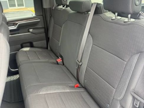 Used 2024 GMC Sierra 2500 SLE w/ SLE Convenience Package AWD/4WD image 9