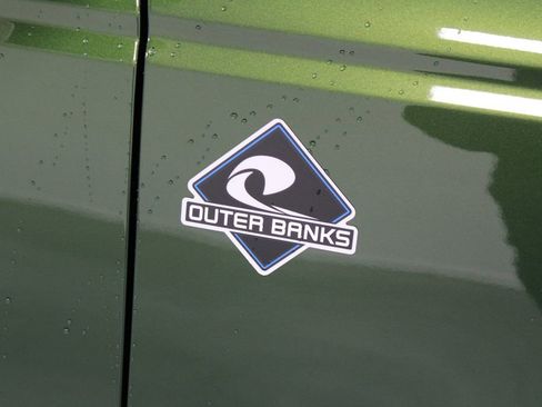 New 2025 Ford Bronco Outer Banks image 12