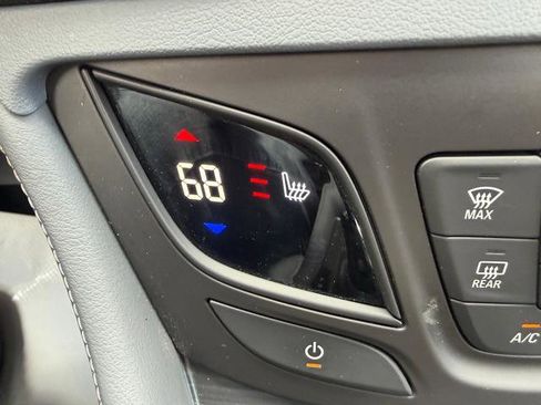 Used 2020 Buick Envision Essence FWD image 27