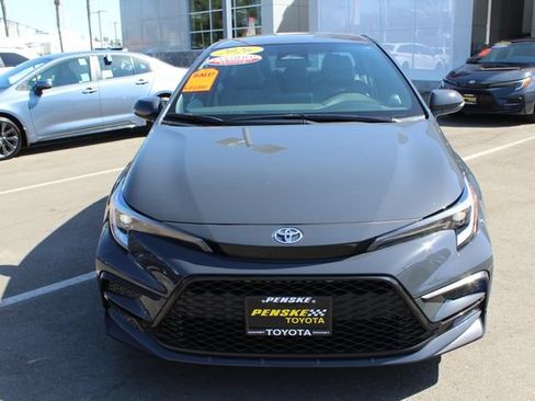 Certified 2026 Toyota Corolla SE FWD image 3