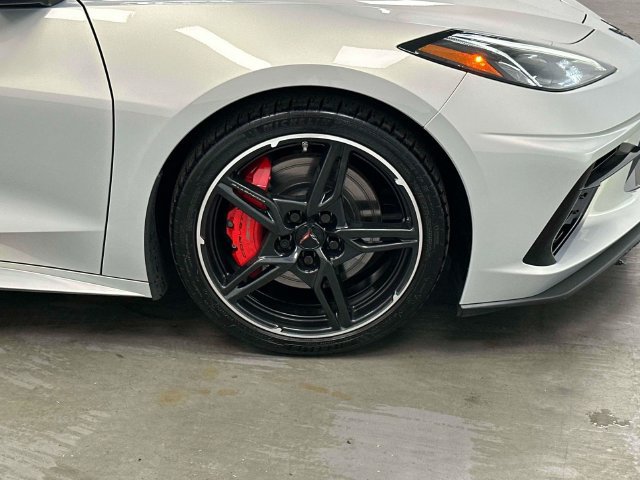 Used 2024 Chevrolet Corvette Stingray Preferred Cpe w/ Z51 Performance Package RWD image 22