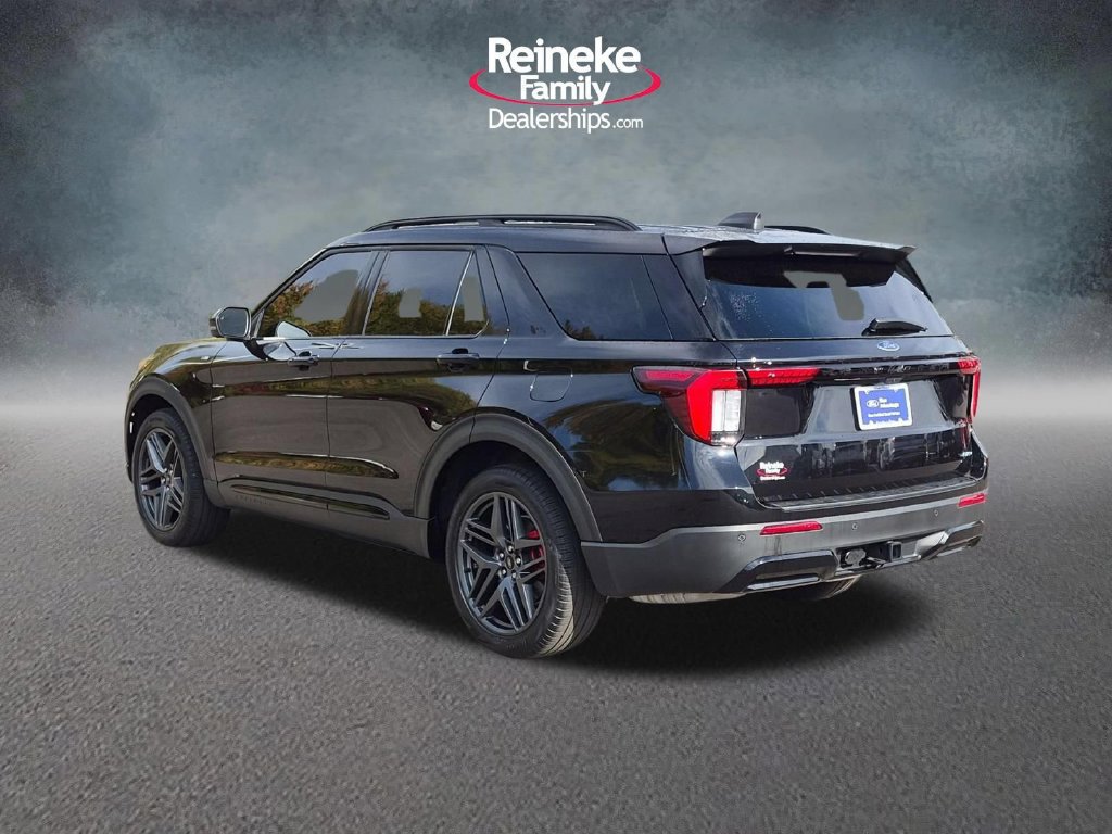 Used 2025 Ford Explorer ST-Line w/ Premium Package AWD/4WD image 9