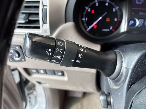 Used 2013 Lexus GX 460 Premium AWD/4WD image 22