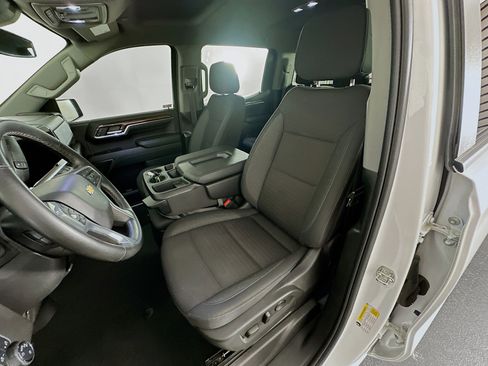Used 2024 Chevrolet Silverado 1500 LT AWD/4WD image 13