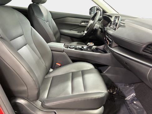 New 2026 Nissan Rogue Dark Armor AWD/4WD image 10