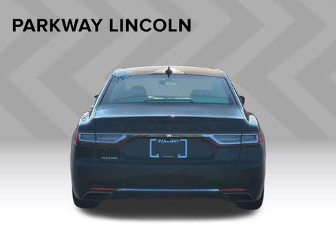 Used 2018 Lincoln Continental Black Label w/ Rear-seat Package FWD image 4
