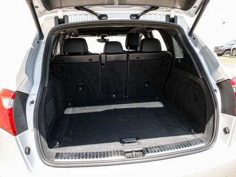 Used 2013 Porsche Cayenne Turbo AWD/4WD image 47