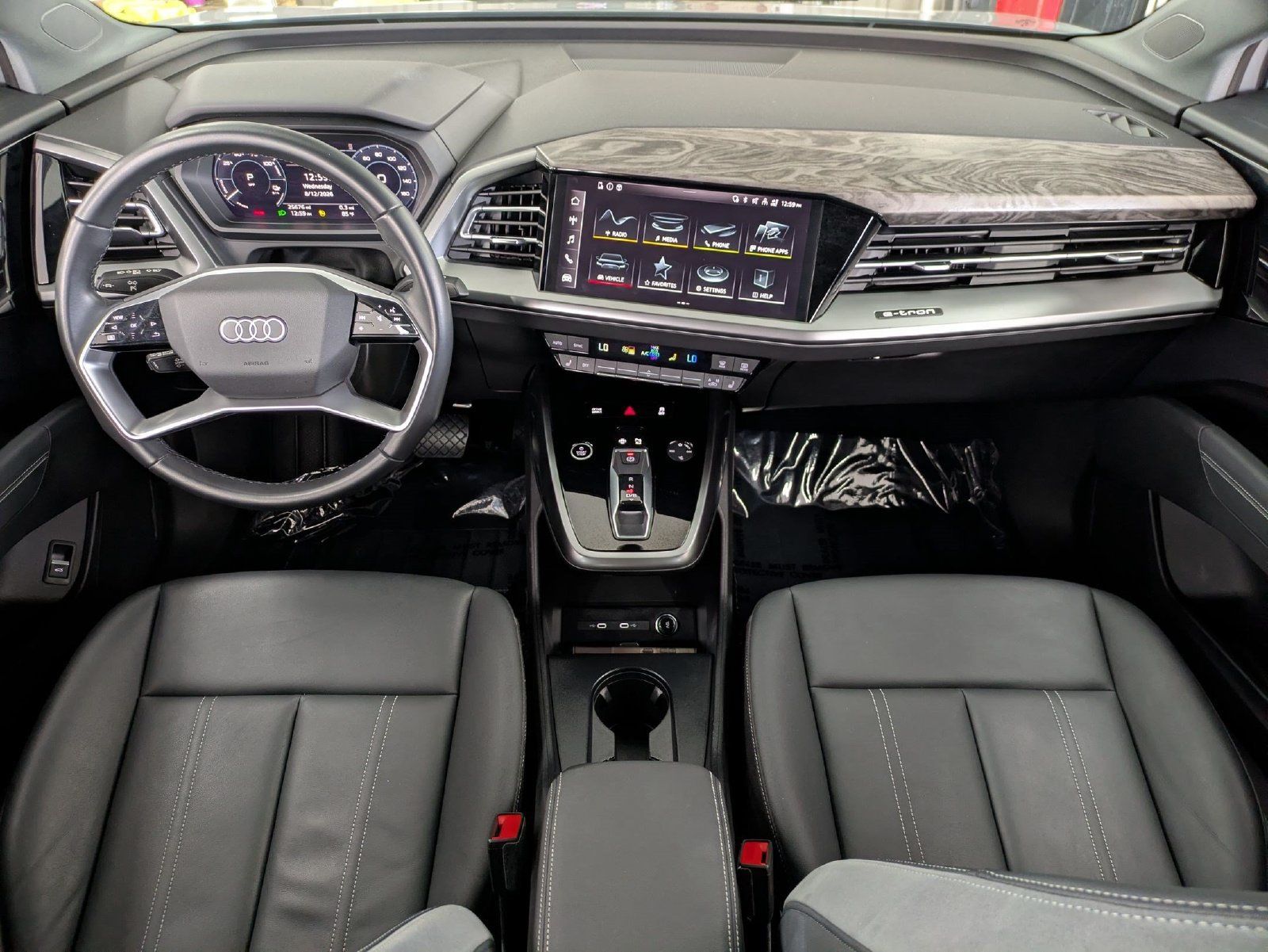 Used 2023 Audi Q4 e-tron Premium w/ Convenience Package AWD/4WD image 7