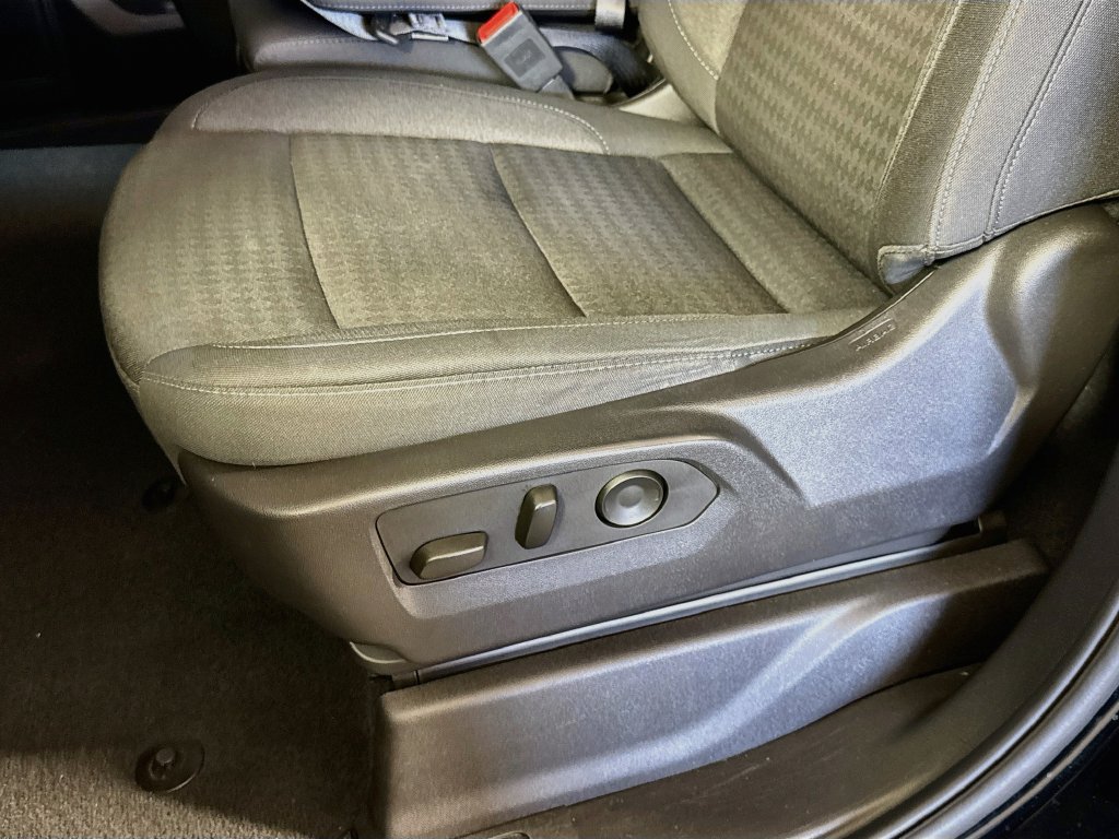 Used 2024 Chevrolet Silverado 1500 Custom w/ Turbomax Blackout Package AWD/4WD image 14