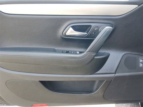 Used 2010 Volkswagen CC Sport image 15