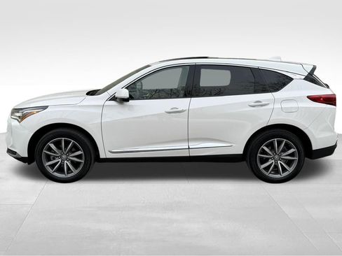 Used 2024 Acura RDX SH-AWD w/ Technology Package image 10