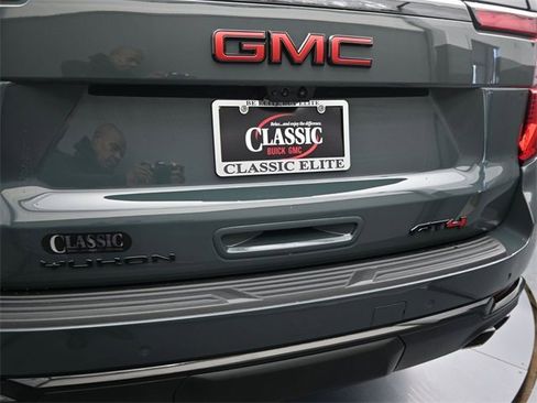 New 2026 GMC Yukon AT4 w/ AT4 Premium Plus Package image 10
