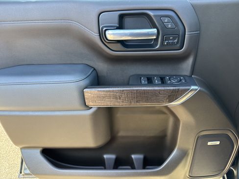 Used 2021 GMC Sierra 1500 Denali w/ Denali Ultimate Package image 14