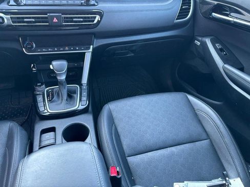 Used 2023 Kia Seltos SX AWD/4WD image 17