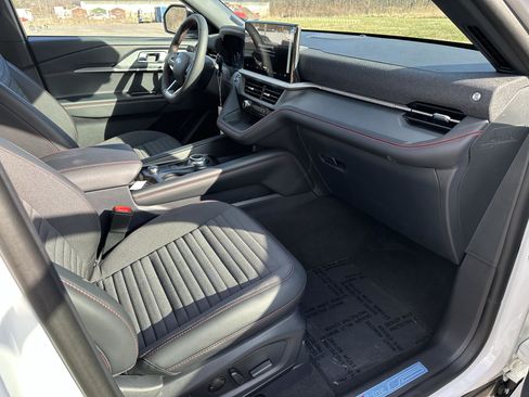 New 2026 Ford Explorer ST-Line w/ ST-Line Street Pack image 46