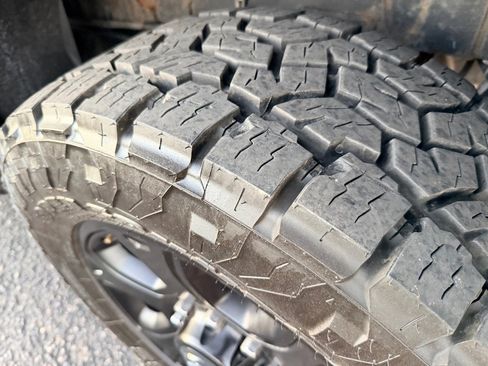 Used 2018 RAM 3500 Big Horn w/ Sport Appearance Group image 42