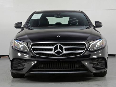 Used 2019 Mercedes-Benz E 300 w/ Premium 1 Package image 6