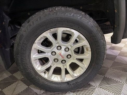 Used 2014 GMC Sierra 1500 SLE image 46