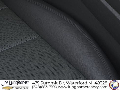 New 2027 Chevrolet Equinox LT w/ Convenience Package II FWD image 21