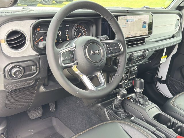 New 2026 Jeep Wrangler Unlimited Sahara w/ Safety Group AWD/4WD image 21